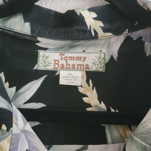 Tommy Bahama Mens Camp Button Up Shirt Short Sleeve Hawaiian Silk Black Size XL - Picture 4 of 6